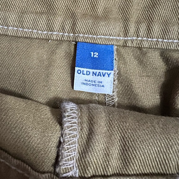 Old Navy Olive khaki cargo mini skirt Size 12 - Picture 2 of 3